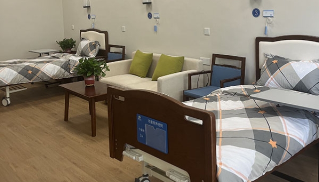 房间