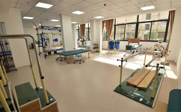 杭州富阳颐乐医院 杭州富阳颐乐医院